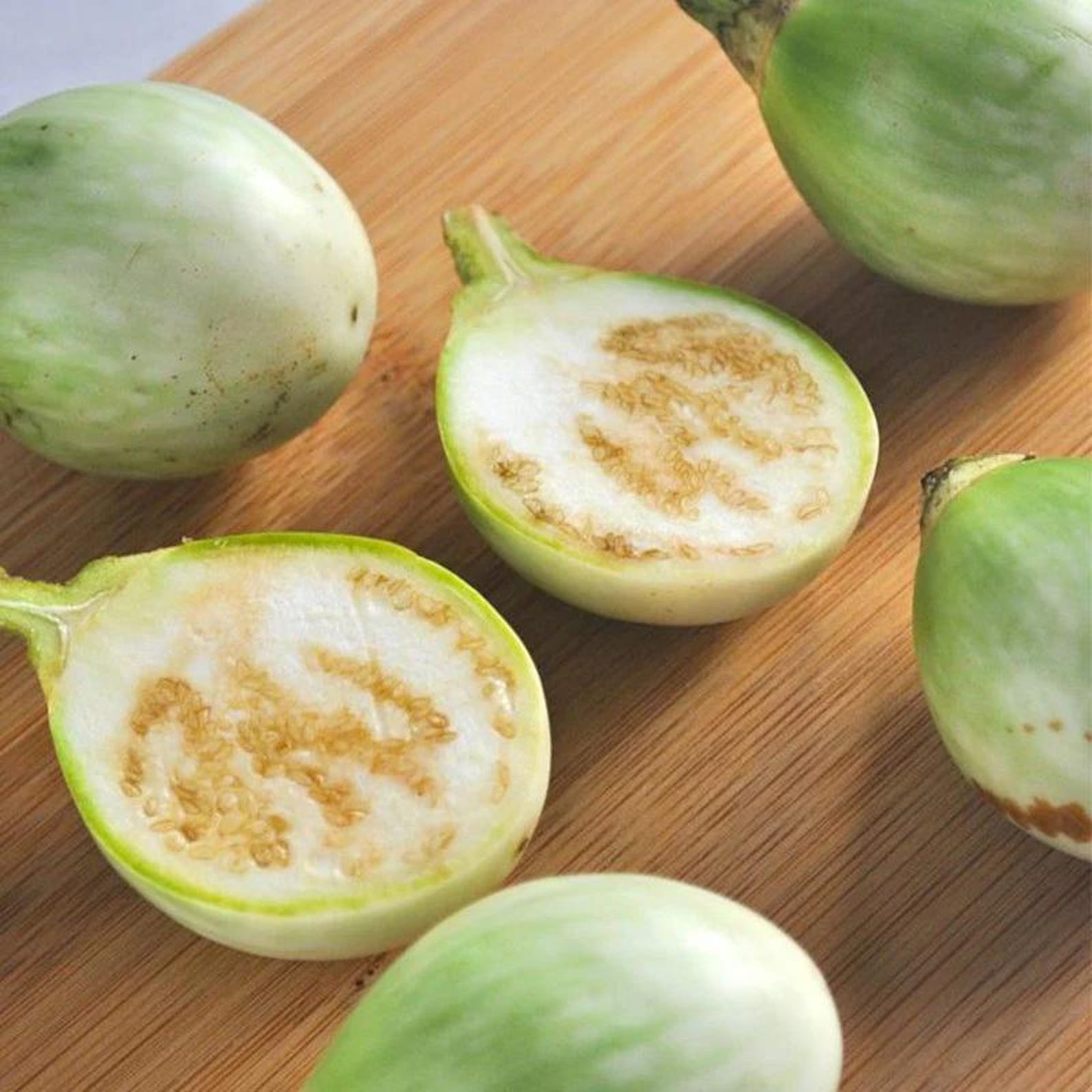 124PCS Organic Heirloom Premium Eggplant Vegetable Seeds Fast Growing Fresh Eating Suitable for Outdoor Home Vegetable Gardens Planting High Yield