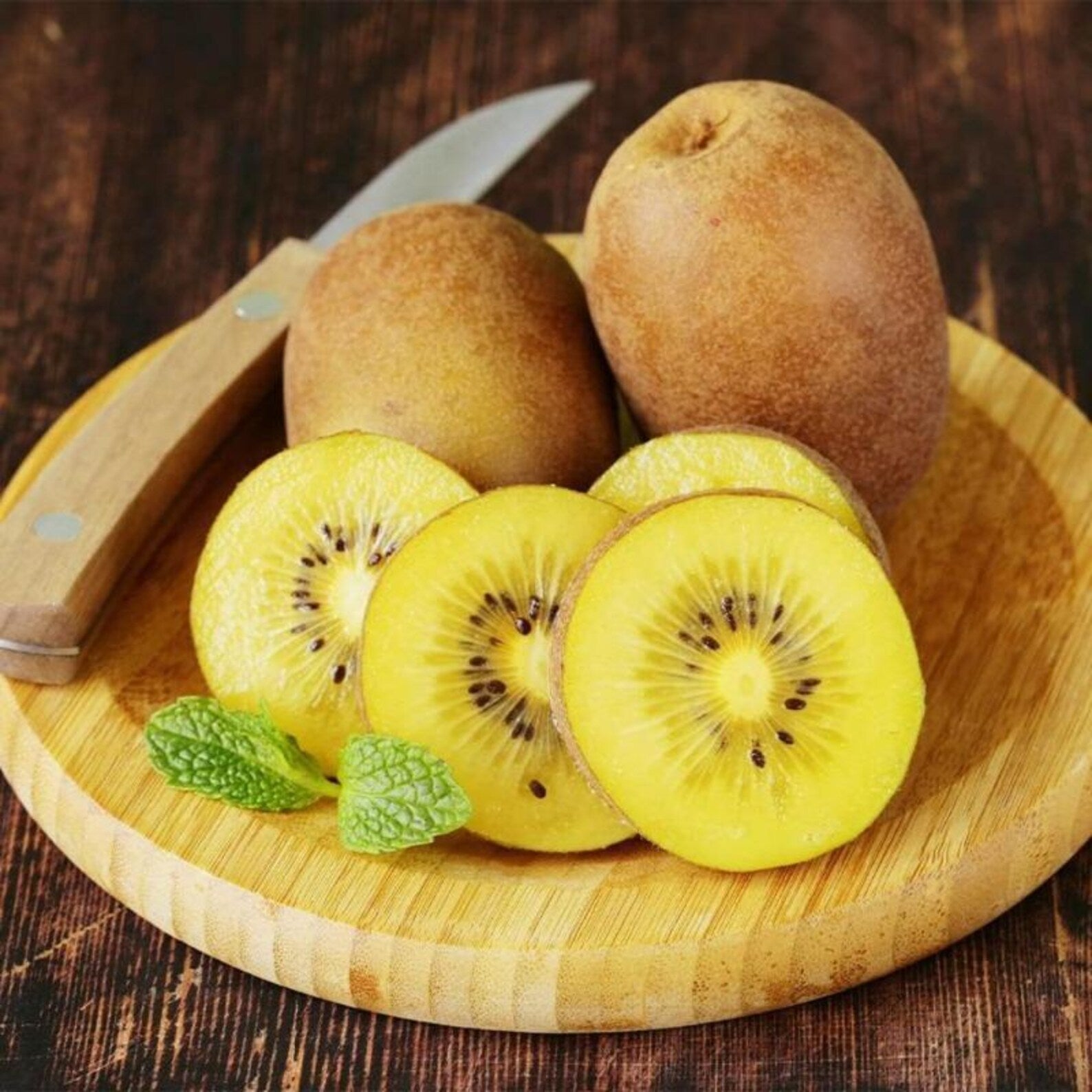 1000 Pieces Heirloom Golden Kiwi Gooseberry Seeds Non-GMO High-Yield Premium Non-GMO Fruit Seeds for Home Garden Growing Delicious Sweet Fresh Fruits Eating